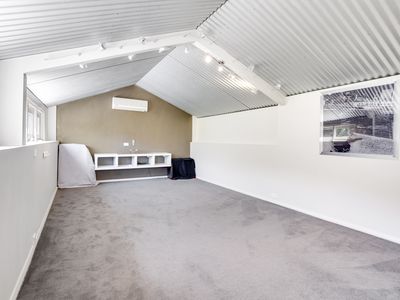 981B Montacute Road, Montacute