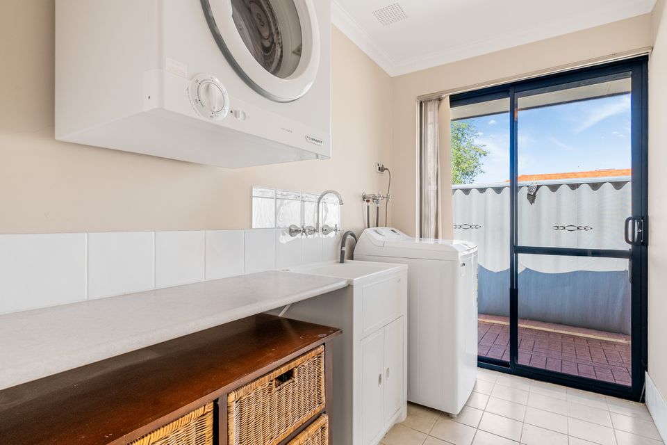 22 Rhapsody Close, Shoalwater