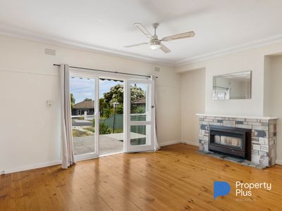 34 Clarence Avenue, Kennington