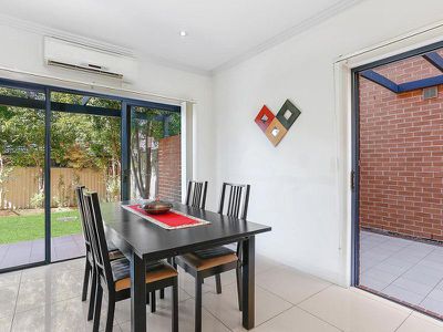 11 / 18 Holland Crescent, Casula