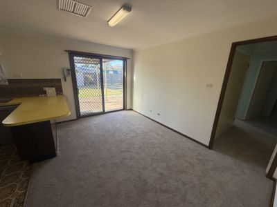 10 Medlyn Street, Parkes