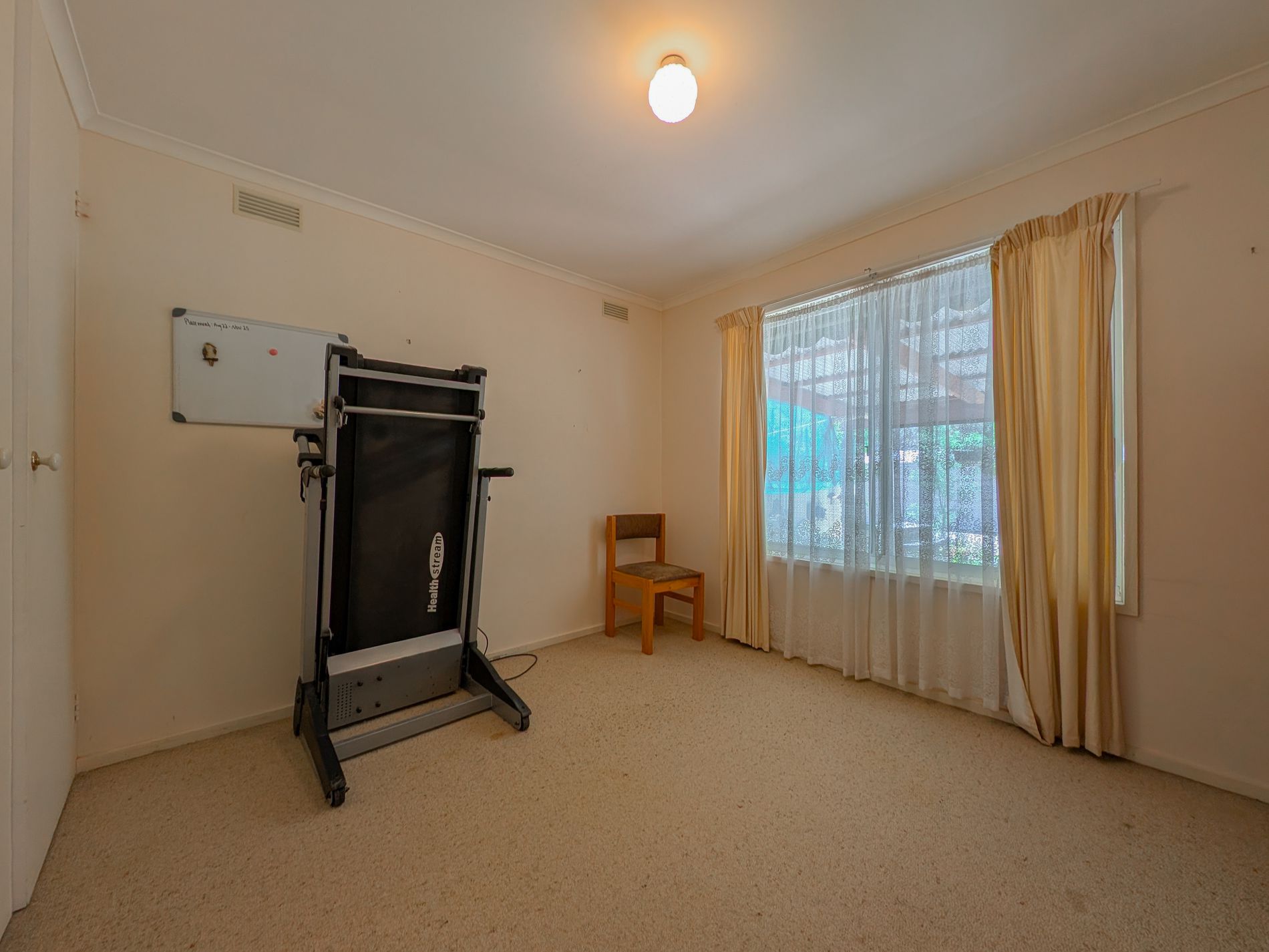 1947 Murray Valley Highway, Lake Charm