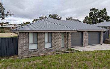 1 / 4 Terry Drive, Inverell