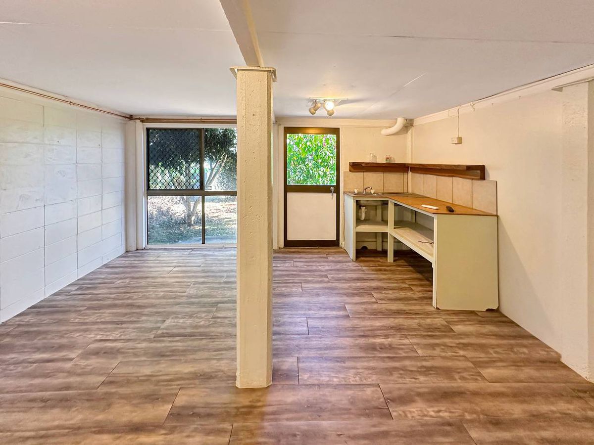 7 Eighth Avenue, Atherton