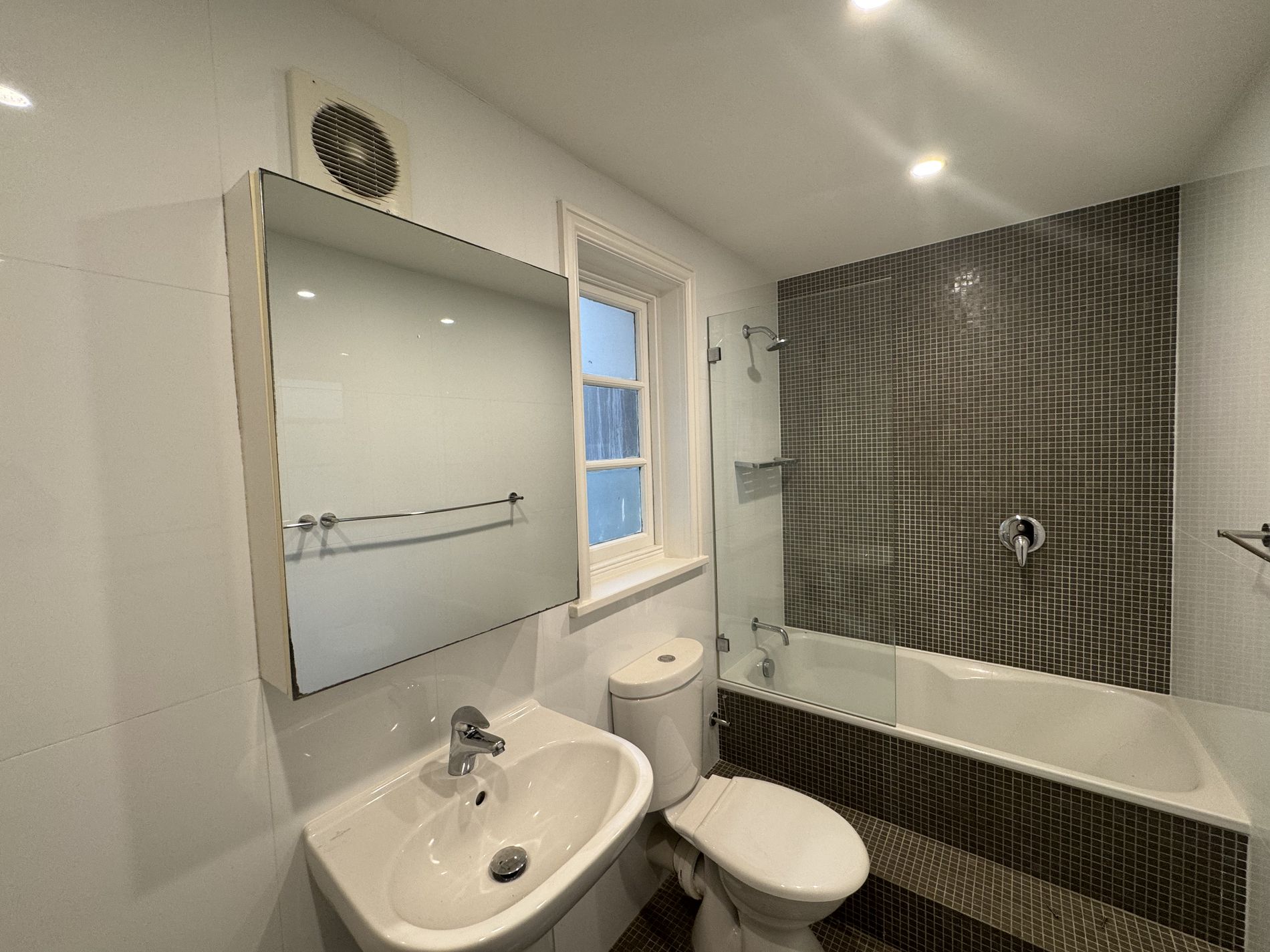 1187B Pacific Highway, Turramurra