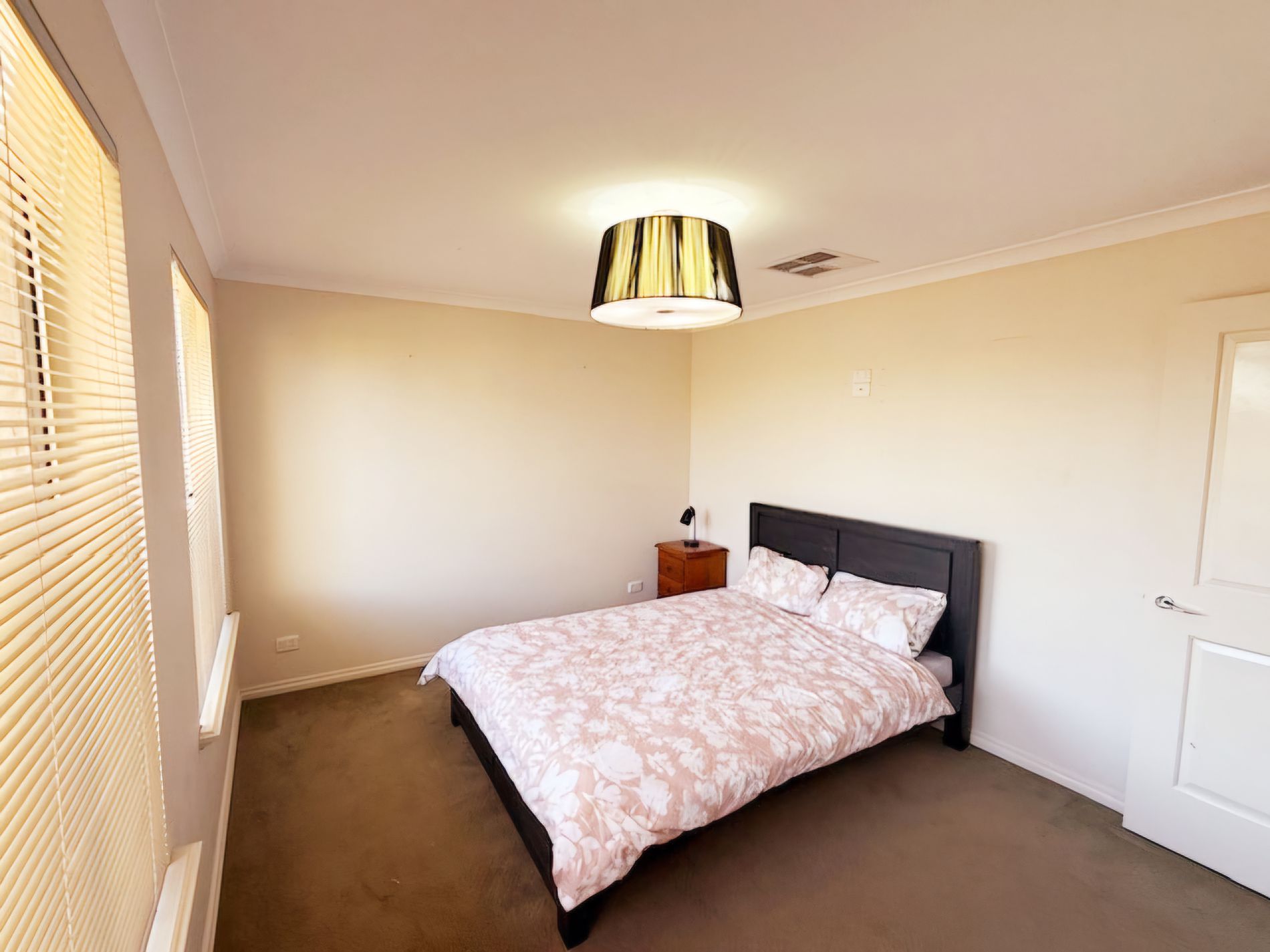 9 / 396 Hay Street, Somerville