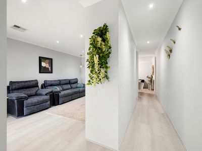 5 Archdale Loop, Piara Waters