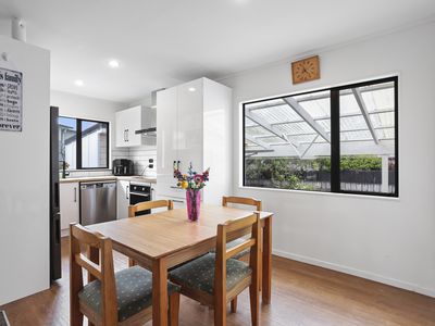 2 Mary Keane Lane, Parakai