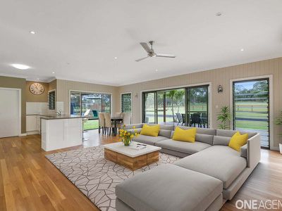 12 Oakes Drive, Burrum Heads