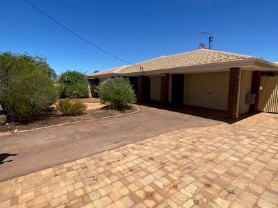 12 Belmont Avenue, Kalgoorlie