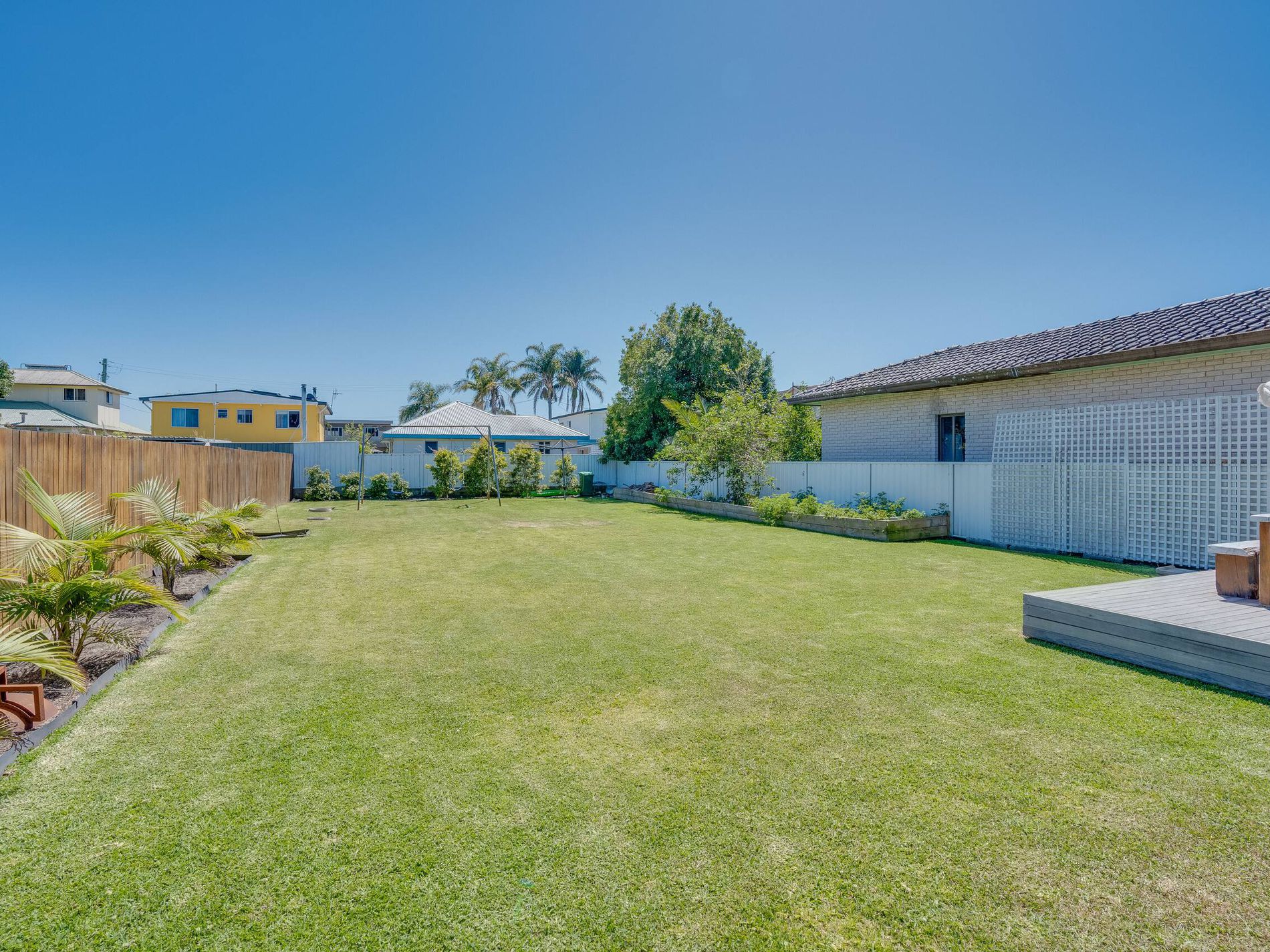 53 Point Road, Tuncurry