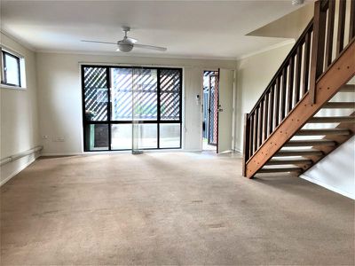 16 / 87 Springwood Road, Springwood