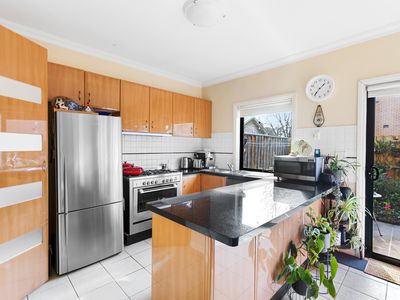 3 / 194 Hyde Street, Yarraville