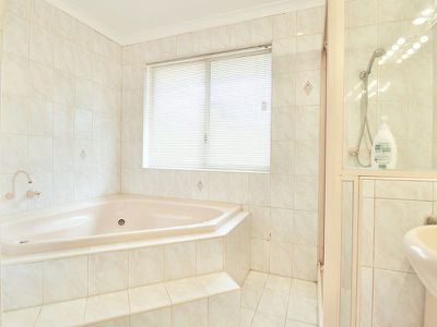26 Chalmers Avenue , Waikiki