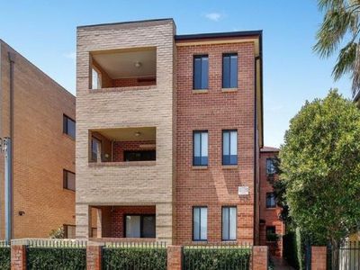 4 / 40 Melvin Street, Beverly Hills