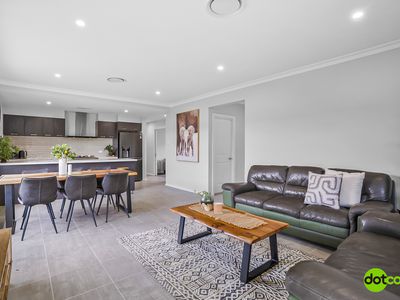 36 Lawrence Avenue, Wyee