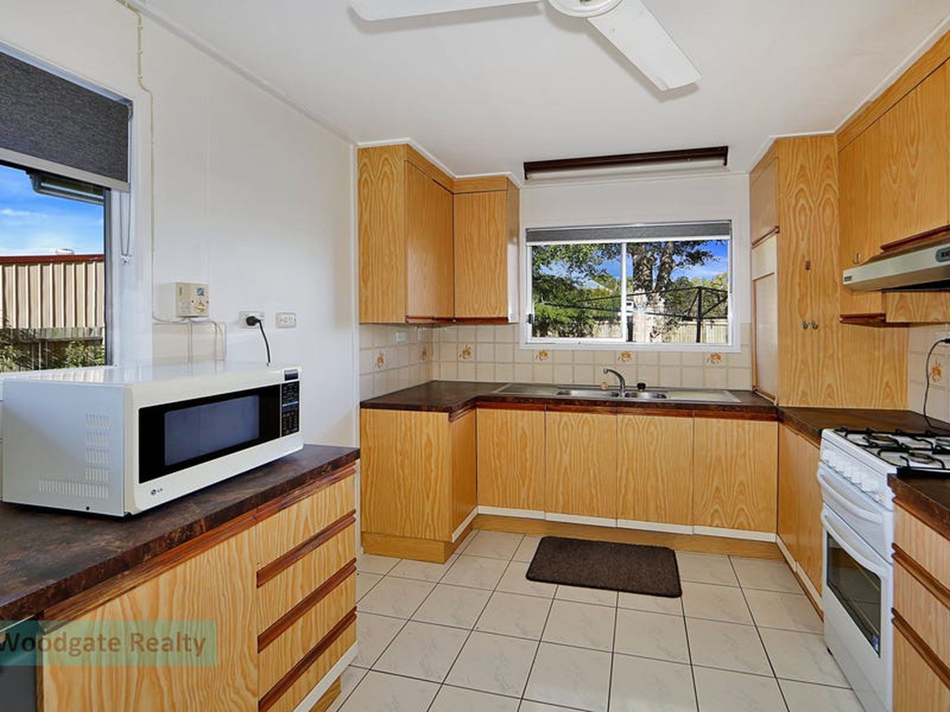 28 Bauhinia St, Woodgate