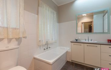 90 Stoney Creek Road, Beaconsfield Upper