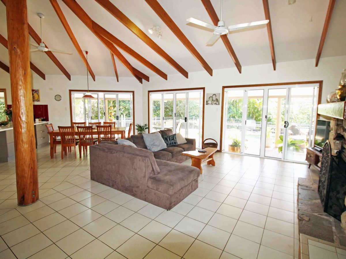 2 HUTTON DRIVE, Tolga