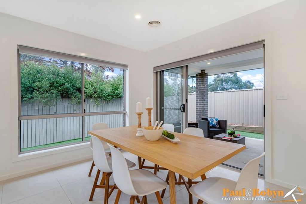 41B Knaggs Crescent, Page