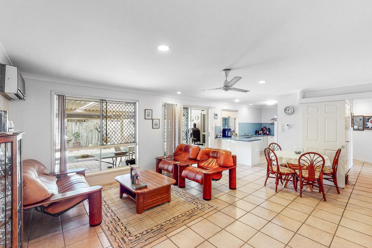 4 Troon Court, Tewantin