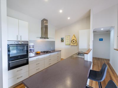 35 Ocean View Road, Arrawarra Headland
