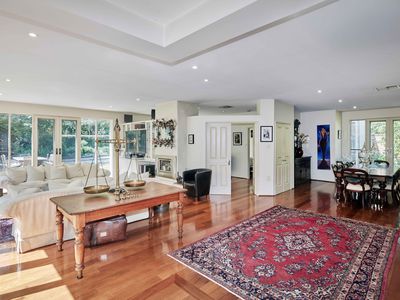 10 Ferrier Street, Mount Macedon