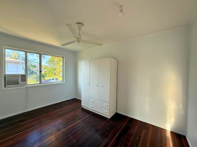 15 Barraclough Crescent, Moranbah