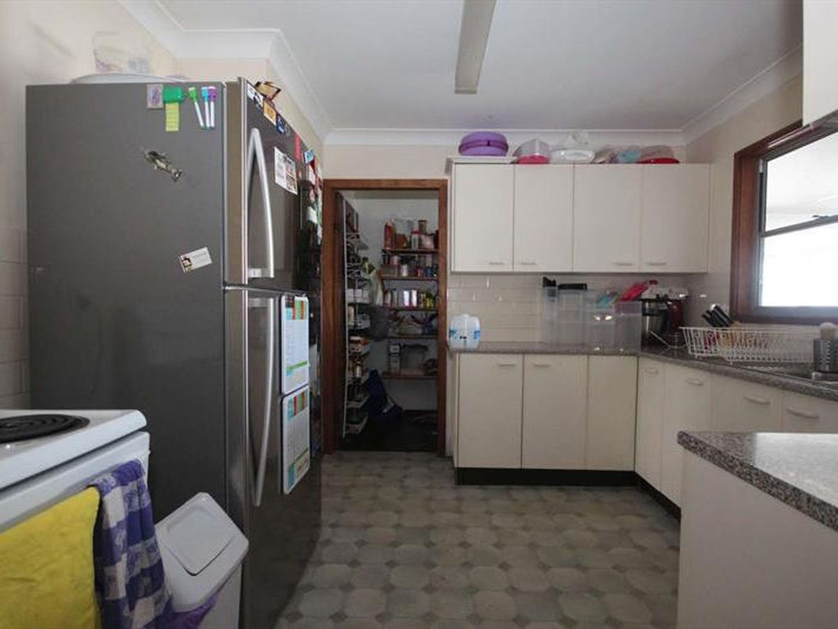 10 Pershing Pl, Tanilba Bay, Tanilba Bay - Thumbnail 4