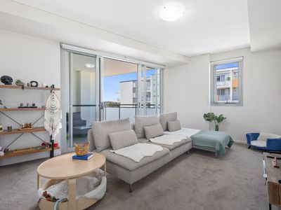 211 / 30 Rebecca Street, Tallawong