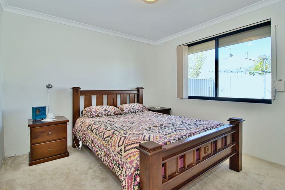 17 Amity Circuit , Shoalwater