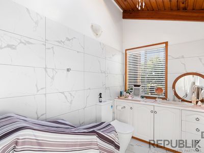 9 BAXTON PLACE, Shailer Park
