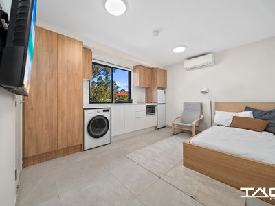 1-13 / 3 Edward Street, Kingswood