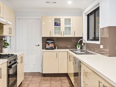 19 Noble Road, Albion Park