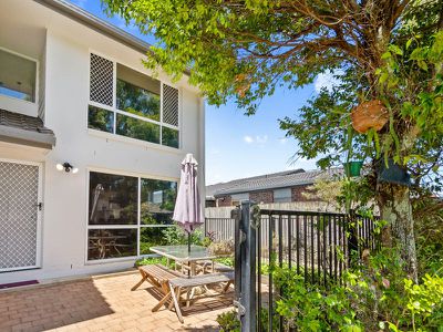 3 / 96 Amarina Avenue, Mooloolaba