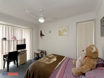 22 Bangalow Crescent, Raceview