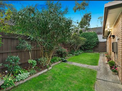 1 / 10 Oliver Avenue, Blackburn