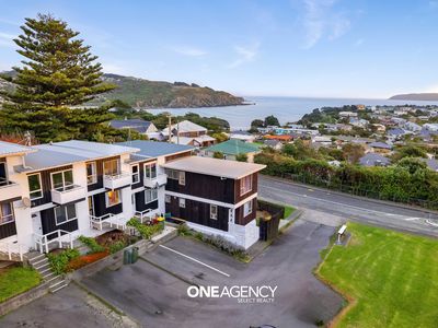 4 / 12 Thornley Street, Titahi Bay