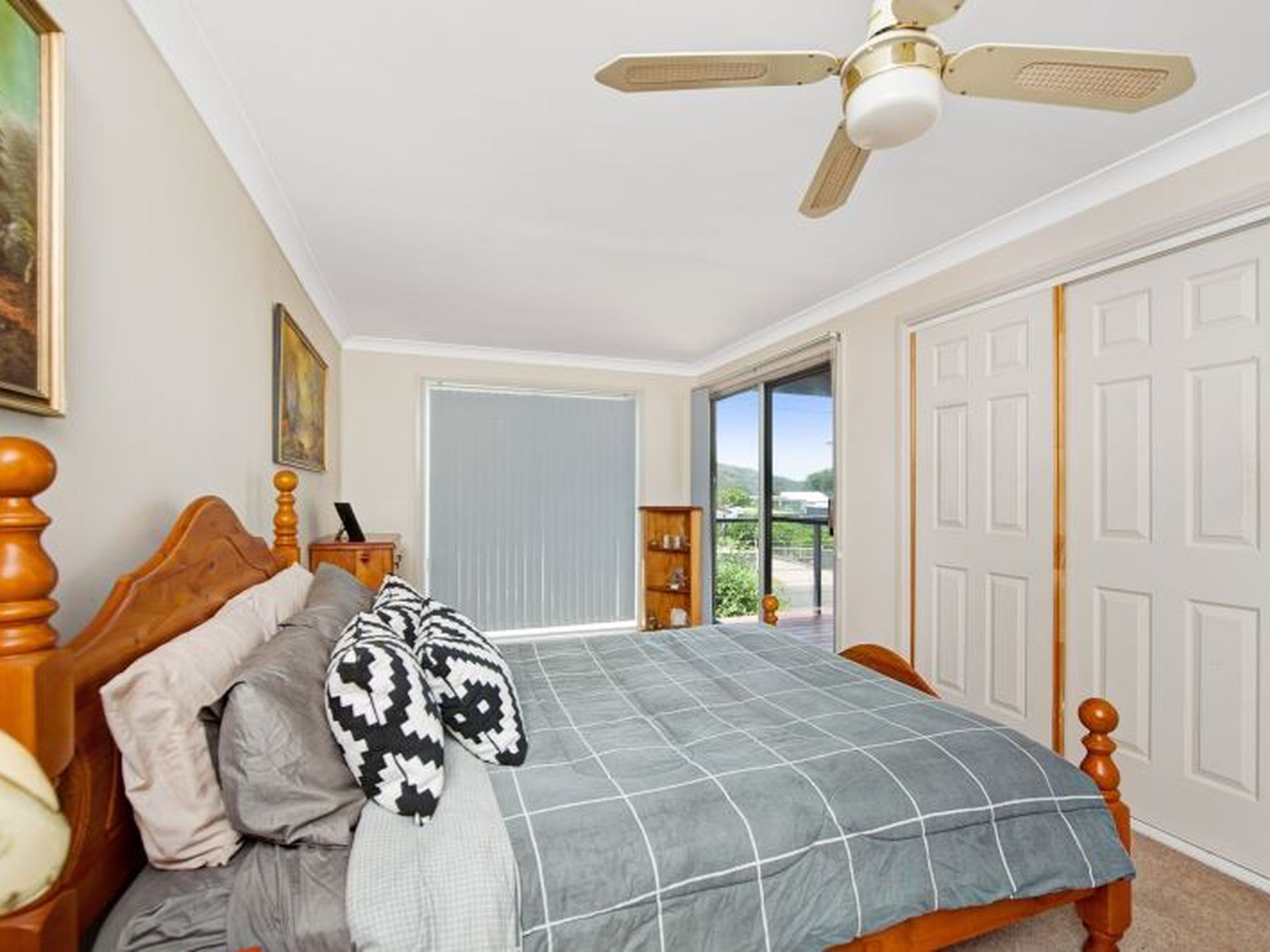 10 Garrad Way, Lake Conjola