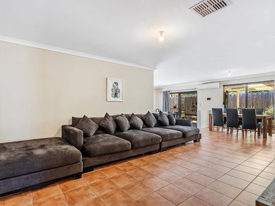 21 Farmaner Parkway, Ellenbrook