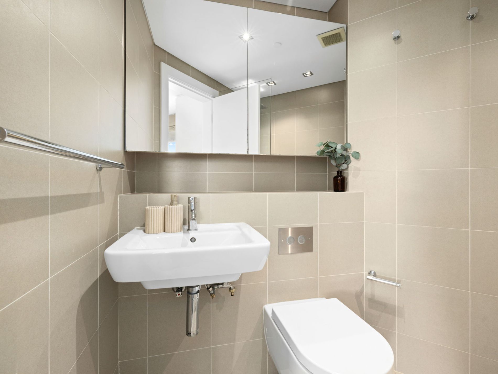 2801 / 187 Liverpool Street, Sydney