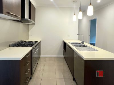 19 Wilkiea Crescent, Cranbourne North