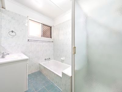 15 Wendover Street, Keperra