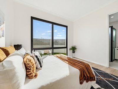 47 GOLF ROAD, Parkwood