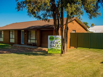 1 Lindsay Place, Dubbo