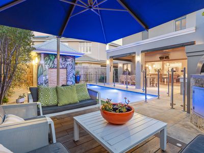 27 Wright Cres, Bayswater