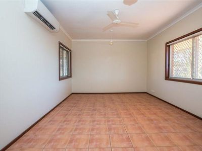 18 Steamer Avenue, South Hedland