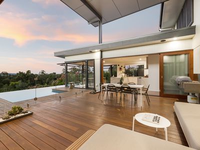 10 Kingfisher Crescent, Palmview