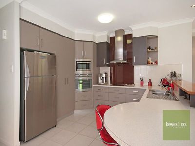 23 Knox Court, Mount Louisa