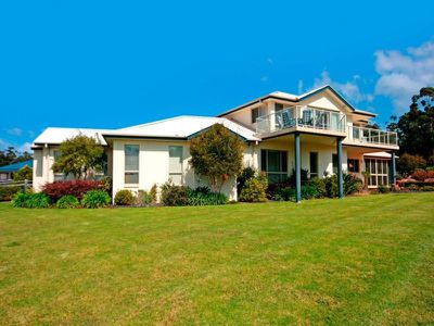 11 Seascape Close, Narrawallee